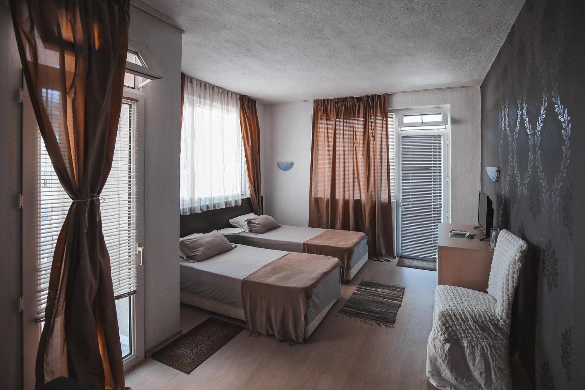 Guest House Taligarov Поморіє Екстер'єр фото