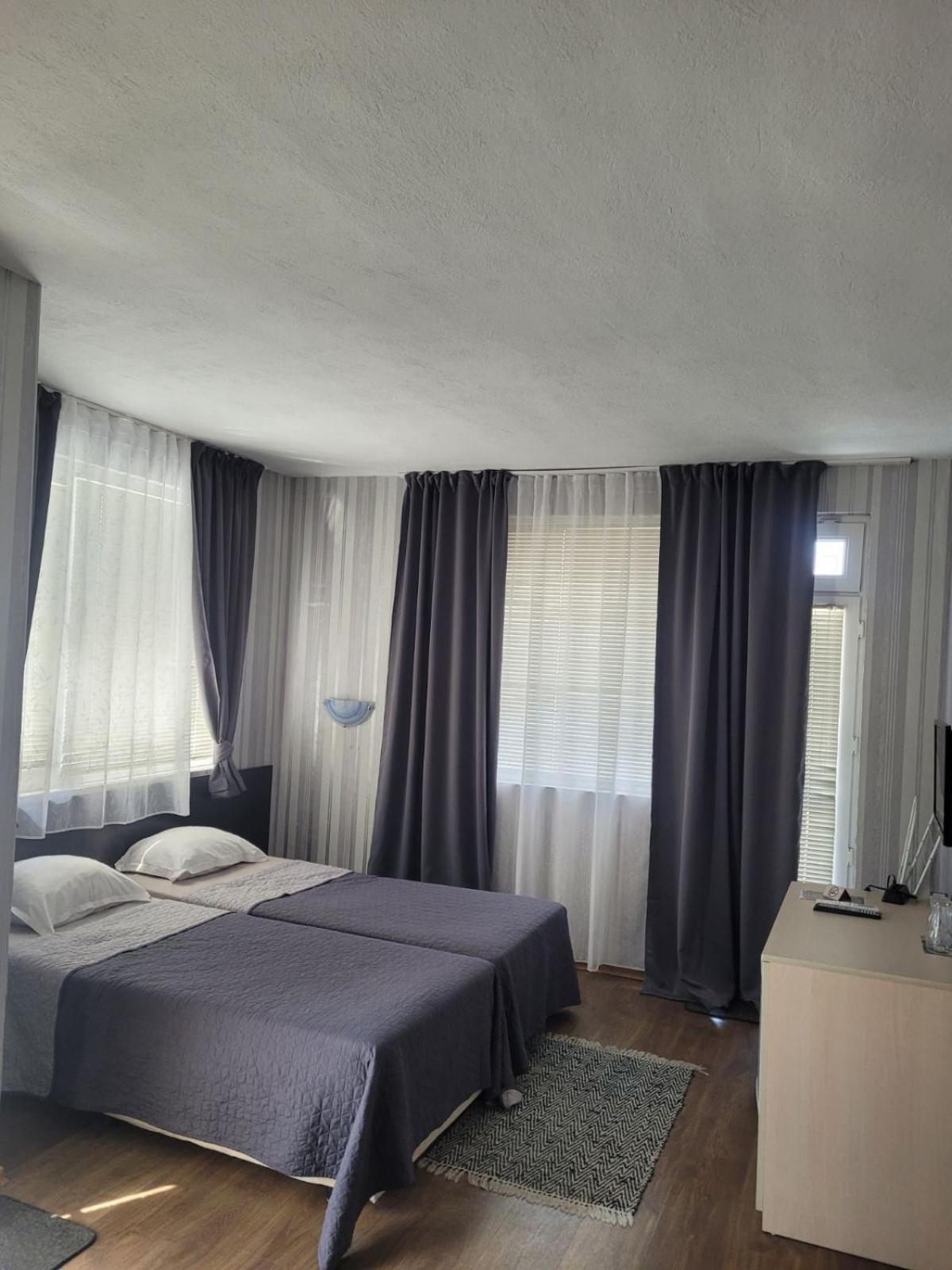 Guest House Taligarov Поморіє Екстер'єр фото